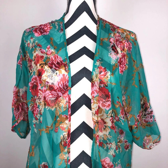 Beach Kimono NEW - Picture 3 of 8